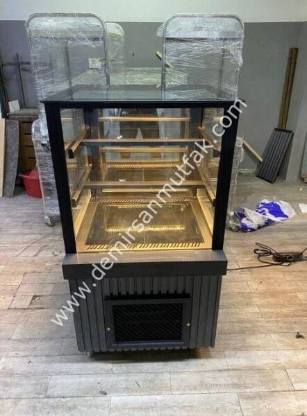 Pasta Teşhir Dolabı DM01