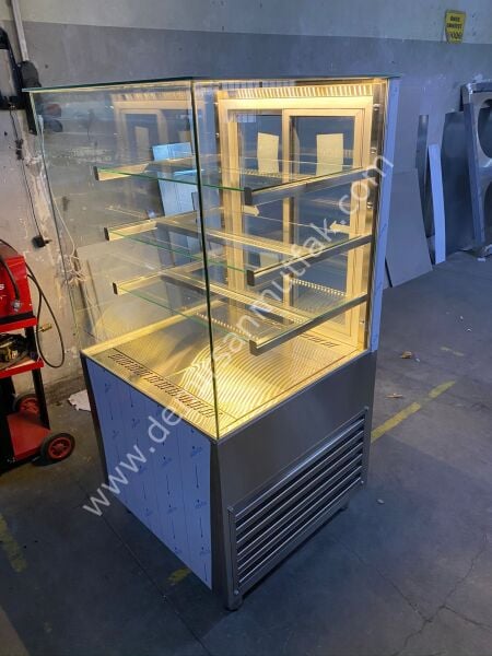 Pasta Tatlı Dolabı DM04