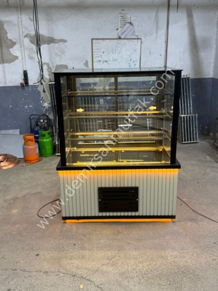 Modern Pastane Reyonu | LED Aydınlatmalı Pasta Teşhir Dolabı – DM033