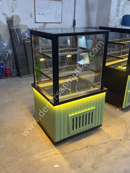 Kompakt Pasta Tatlı Dolabı | LED Aydınlatmalı Modern Teşhir Vitrini – DM034