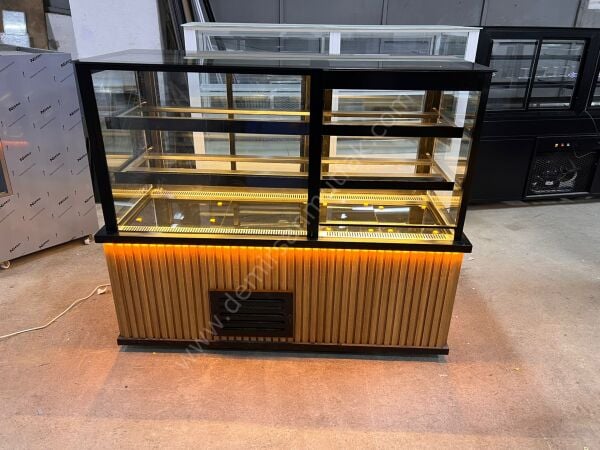 Ahşap Detaylı Pasta Teşhir Dolabı | Pastane Vitrin Ünitesi – DM052