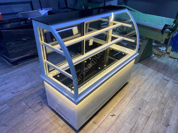 Bombeli Pasta Teşhir Dolabı | Yaş & Kuru Pasta Vitrini – DM053