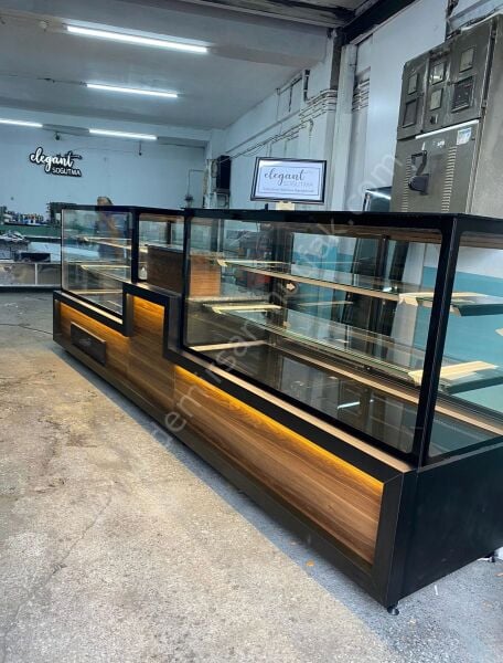 Pastane Teşhir Dolabı | Çift Vitrinli Kasa Bölmeli Premium Pasta ve Tatlı Teşhir Ünitesi – DM070