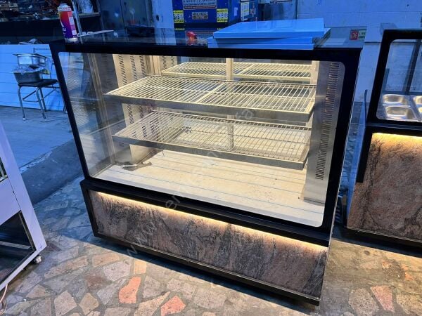 Endüstriyel Kebap Dolabı – Şık Tasarımlı Restoran Teşhir Vitrini DM080