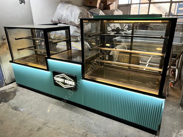 Pasta Tatlı Teşhir Reyonu – Modern Pastane Vitrin Sistemi DM088