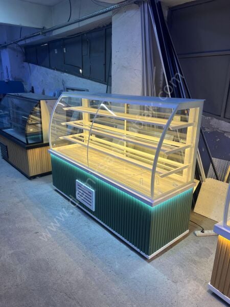 Yeşil Dekor LED Aydınlatmalı Pasta, Çikolata ve Tatlı Teşhir Dolabı DM0108