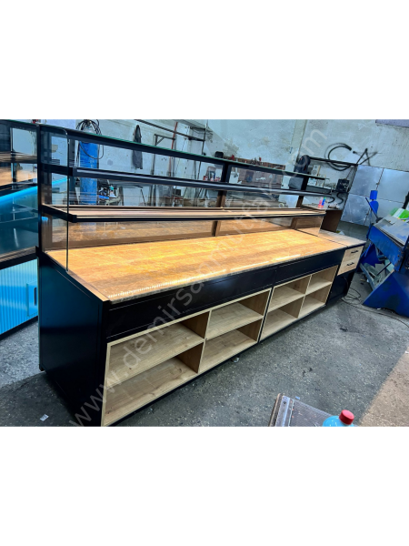 Modern Çift Bölmeli Baklava ve Tatlı Tezgahı DM0121