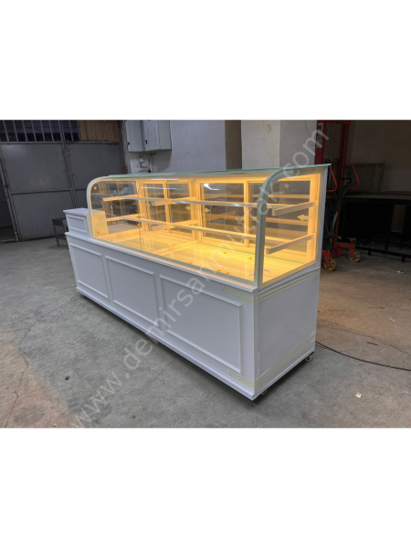 Pasta Teşhir Banko Dolabı – Klasik Tasarımlı Endüstriyel Pastane Vitrini DM0137