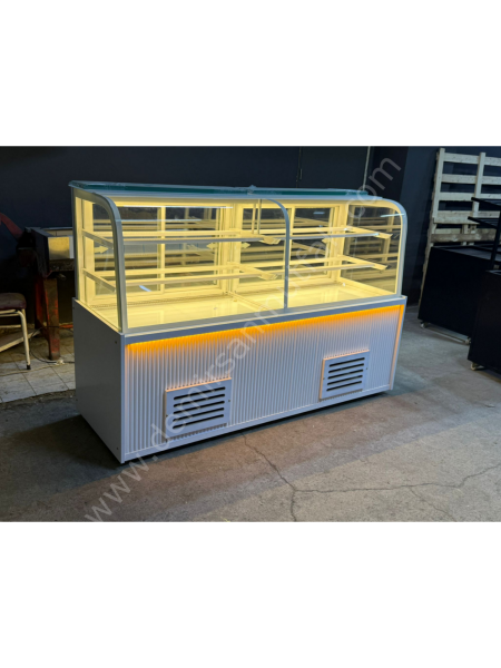 Pasta Teşhir Dolabı – Profesyonel Endüstriyel Pastane Vitrini DM0140