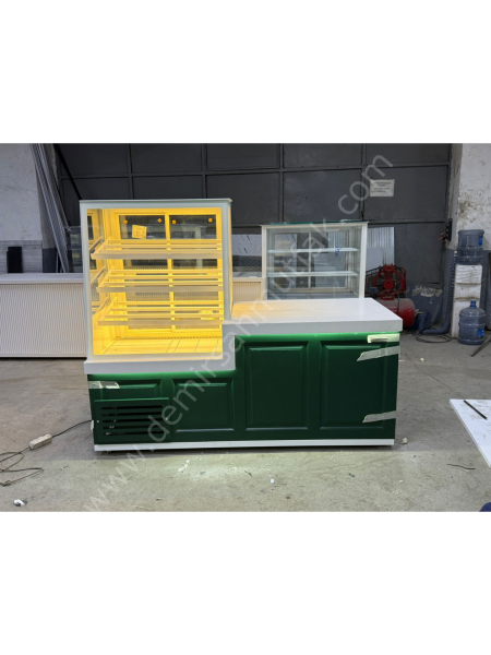 Pasta ve Tatlı Teşhir Banko Dolabı – Kompakt Endüstriyel Vitrin DM0144