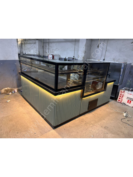 Pasta, Tatlı ve Baklava Banko Teşhir Dolabı – L Tipi Sunum Ünitesi DM0163