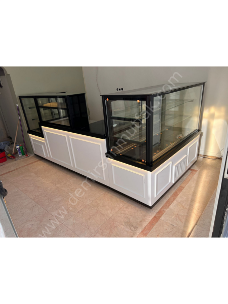 Pasta Tatlı Banko Dolabı ve Börek Tezgahı – Teşhir Ünitesi DM0167