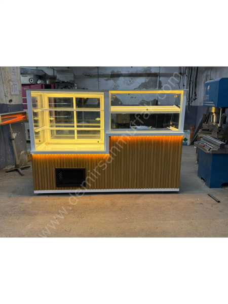 Pasta Teşhir Dolabı ve Isıtmalı Börek Tezgahı – Profesyonel Servis Ünitesi DM0171