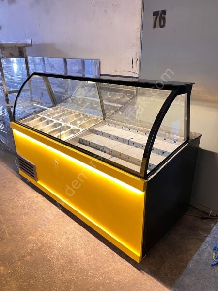 Waffle ve Kumpir Teşhir Dolabı LED Aydınlatmalı DM0202