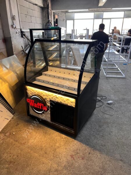 Vitrin Etkili Waffle ve Tatlı Teşhir Dolabı DM0211
