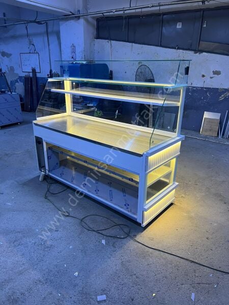 Modern LED Aydınlatmalı Börek ve Baklava Teşhir Tezgahı DM0227